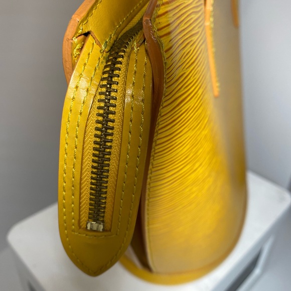 Louie Vuitton Saint Jacques Orange Epi Leather - Picture 2 of 8